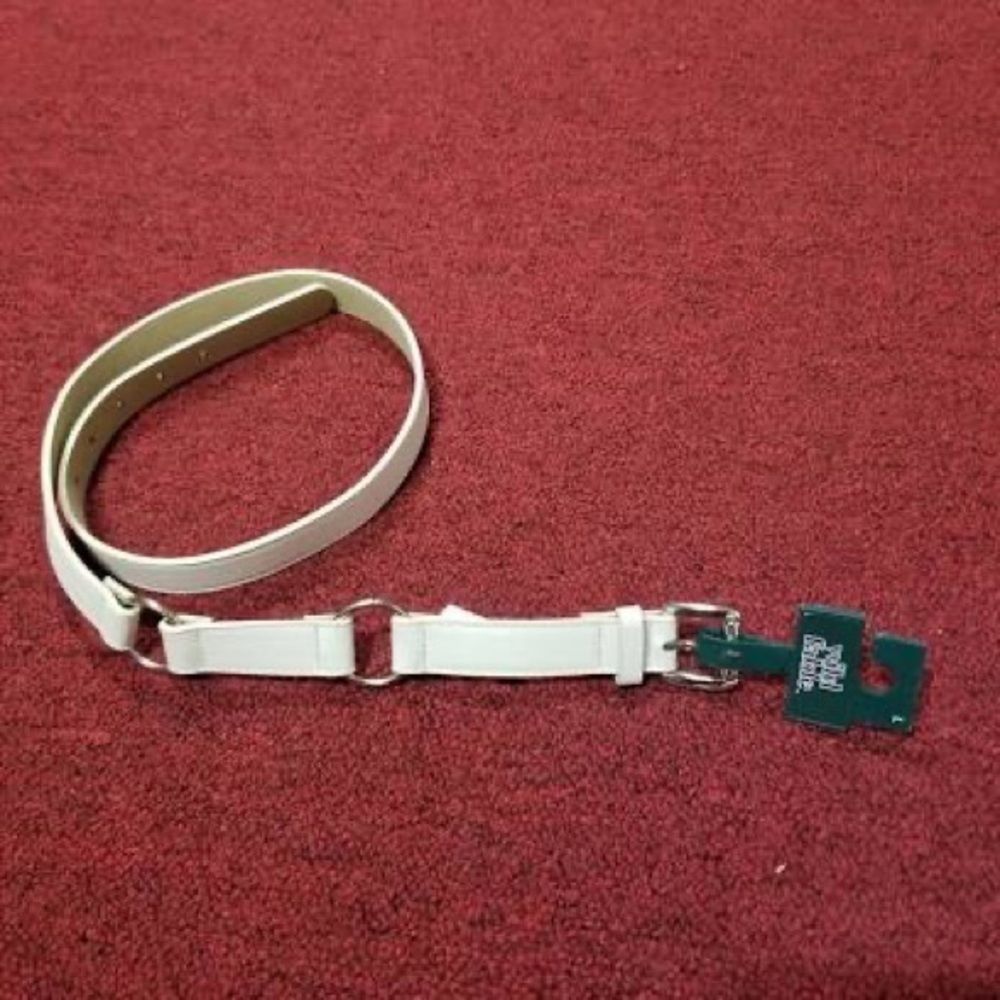 NWT wild fable white and silver belt. Size small - Picture 4 of 4